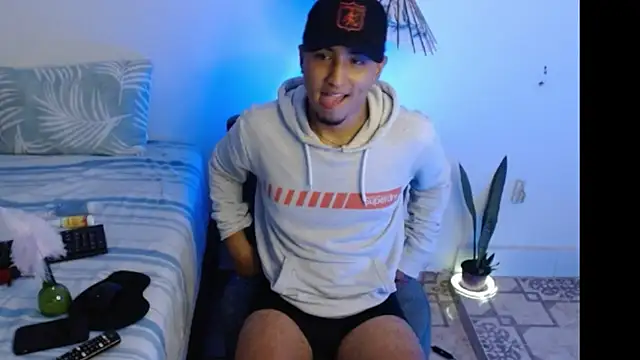 kyro estrada online show from March 3, 11:11 pm