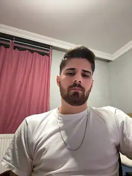 berke3424 online show from April 4, 10:29 pm