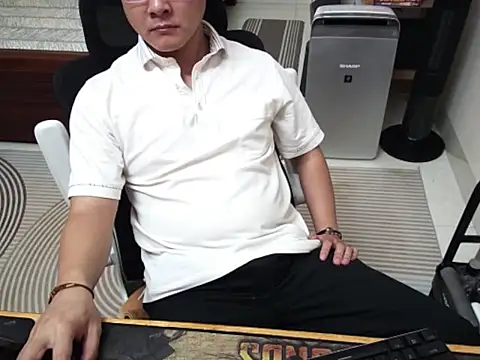 battman4488 online show from February 22, 2:07 pm