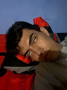 Juan Gomezz26 online show from February 6, 11:56 pm