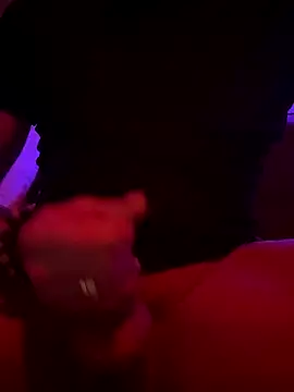 salescoquins online show from December 19, 5:26 am