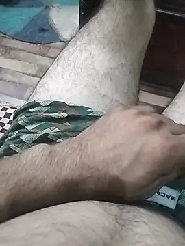 mohit08desi online show from August 4, 6:01 pm