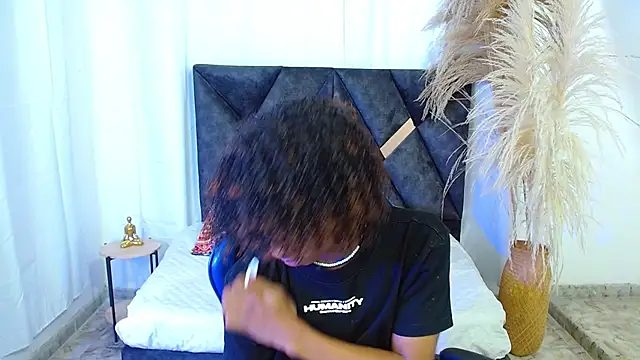 angelll18  online show from February 23, 8:54 pm