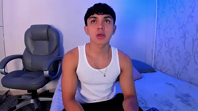  TaylorBlack online show from February 6, 11:40 am