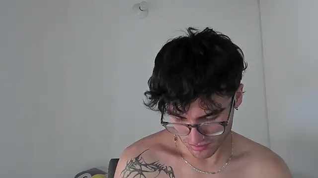 charlie dicker online show from February 6, 3:53 pm