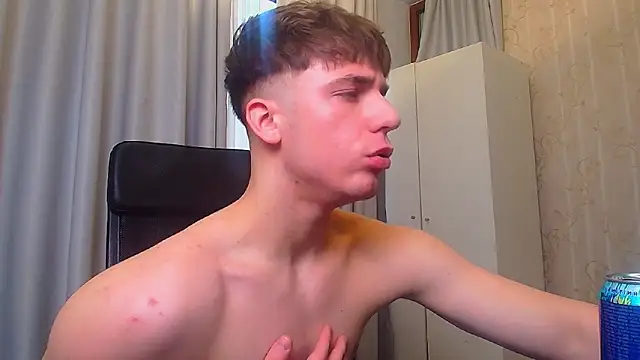 KellenWest online show from February 16, 8:01 am