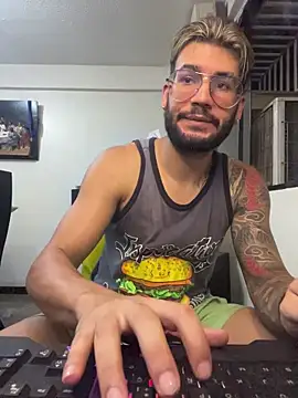 thedragonboyxxx online show from April 1, 4:58 am