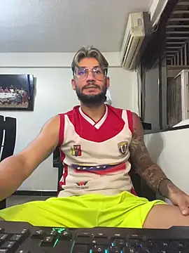 thedragonboyxxx online show from March 28, 3:18 am