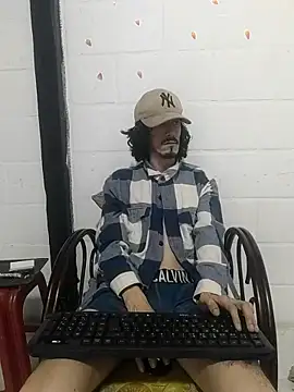 sk8-boy online show from February 25, 1:12 pm