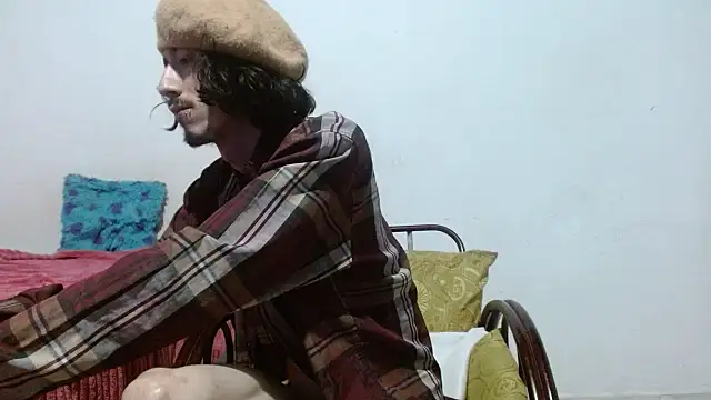 sk8-boy online show from July 28, 3:21 pm