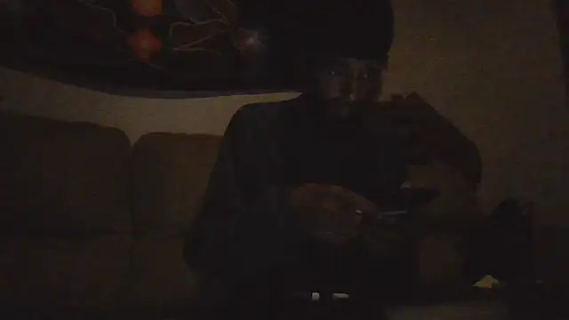 AverageAnt  online show from February 13, 2:44 pm