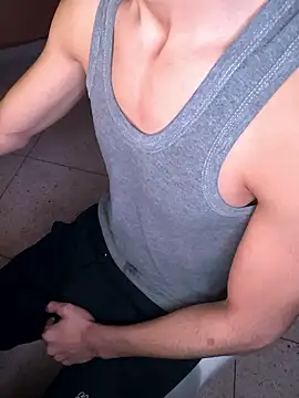 MoroccanGuy online show from January 9, 2:00 pm