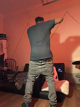 Cantgetenough0069 online show from April 26, 11:23 pm