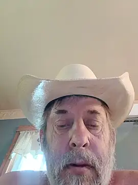 FragrantToe529 online show from June 17, 2:08 pm