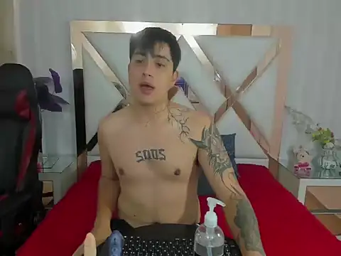 ThomasThund online show from January 13, 2:21 pm