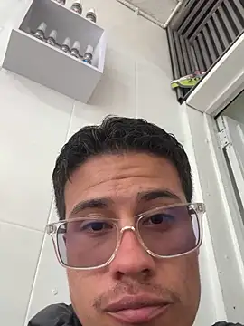 Latin Paisa Boy online show from March 21, 9:19 pm