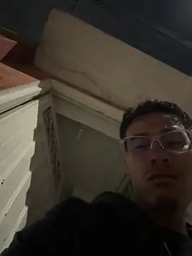 Latin Paisa Boy online show from April 14, 4:23 am