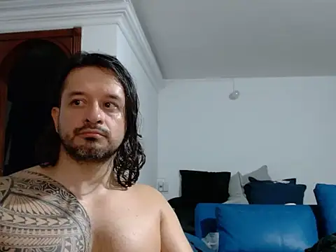 gonzzohunterr online show from April 10, 6:53 am