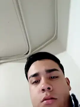 Yosoyelmismo-6737 online show from February 8, 10:25 pm