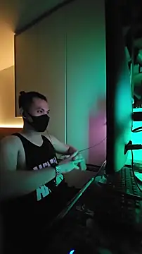 OnlyHand9x online show from April 9, 4:57 pm