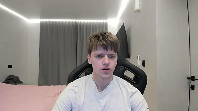 bonekoambalabu online show from April 7, 2:00 am