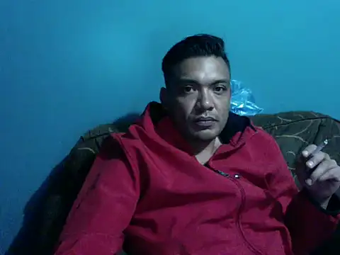 latinomoreno95 online show from February 15, 3:13 am