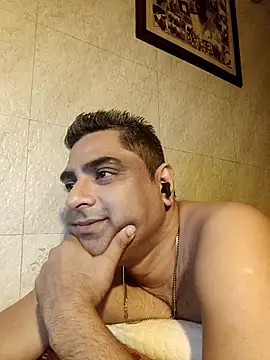 hardnhornybull online show from March 20, 8:45 pm