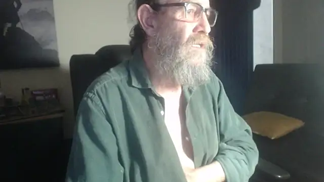 Uncle Hottie online show from July 27, 12:06 am
