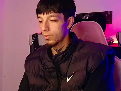 dark rosse online show from February 17, 3:27 am