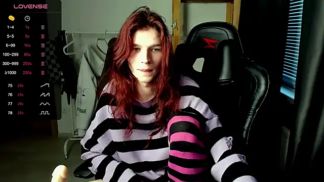 iceseeker2 online show from March 24, 4:12 pm