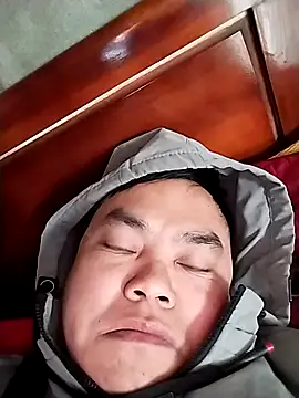 zuzu0099 online show from January 6, 3:32 am