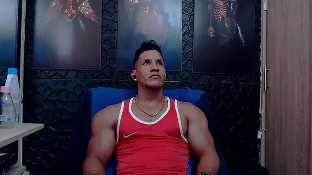 viktor herrera online show from March 6, 7:44 pm