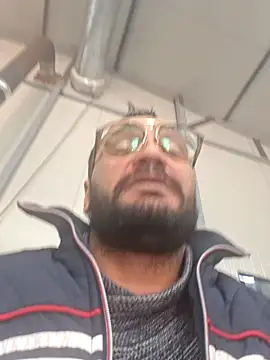 julian-112 online show from January 9, 9:14 am