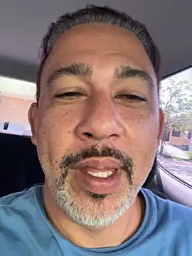 fabbronxer online show from February 22, 12:39 pm