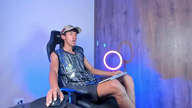 neitan miller  online show from February 18, 11:52 am