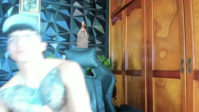 elliot colton online show from March 19, 8:45 pm