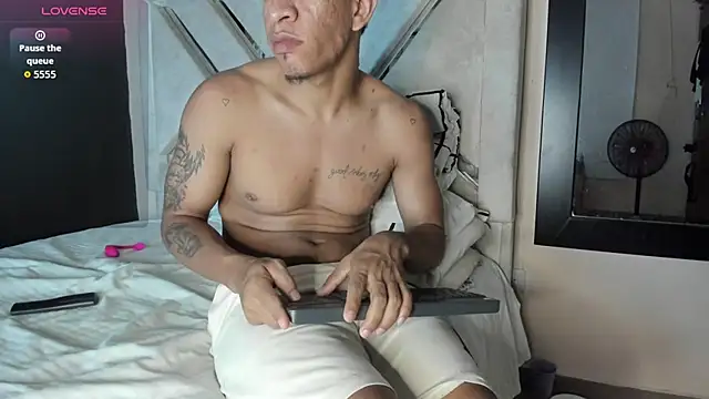 antonio aguilarx online show from March 4, 1:12 am