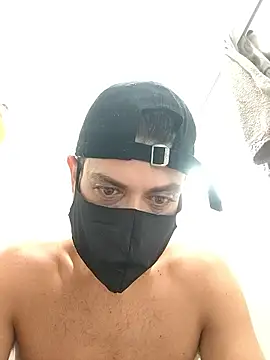 Olhoosclaros online show from January 13, 1:26 pm