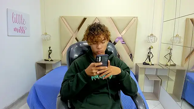 Anyelo Twink online show from February 24, 8:53 pm