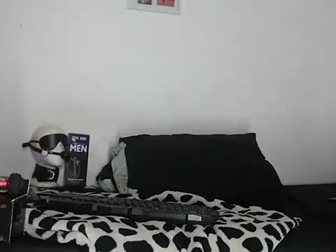 CherryH0ttie online show from May 27, 6:49 pm
