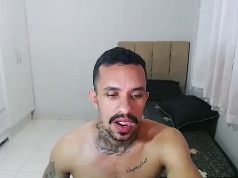 lipegonzalezz online show from February 18, 1:09 pm