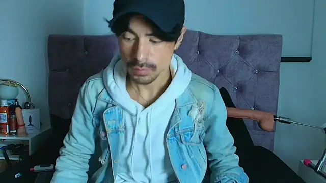 Ethan Briggs  online show from February 22, 2:24 am