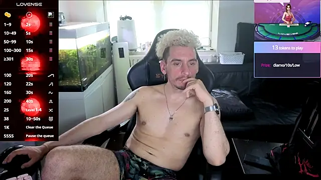 Rayzel White online show from June 27, 6:13 pm