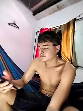 attractive-sexx online show from February 6, 3:09 pm