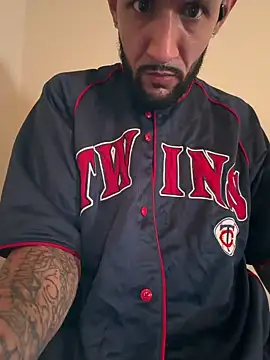 CcincoVilla online show from April 18, 6:26 am