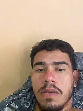 reipromiscuo01 online show from February 2, 5:10 pm