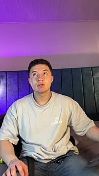 Alexander Connor online show from March 14, 12:45 pm