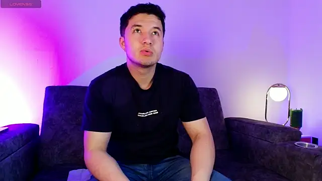 Alexander Connor online show from March 9, 12:32 pm