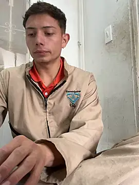 santiObrero online show from June 10, 4:29 pm