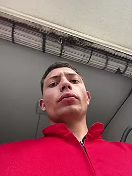 santiObrero online show from February 25, 7:26 pm